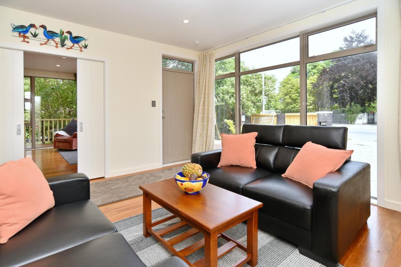 Clyde 106 - Christchurch Holiday Homes Екстер'єр фото