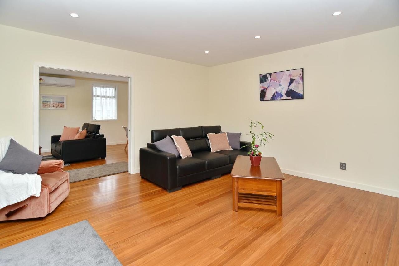 Clyde 106 - Christchurch Holiday Homes Екстер'єр фото