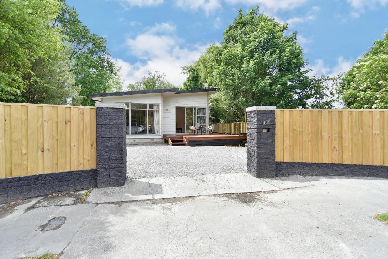 Clyde 106 - Christchurch Holiday Homes Екстер'єр фото